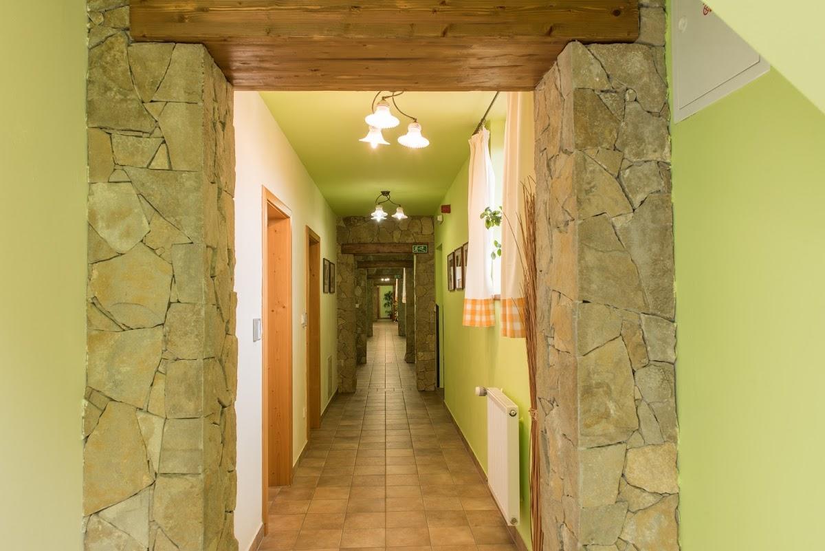Hotel Konicek Uherské Hradiště Zewnętrze zdjęcie
