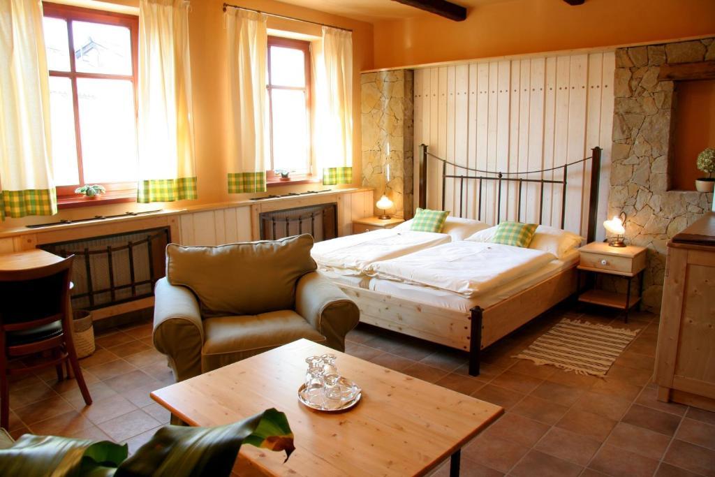 Hotel Konicek Uherské Hradiště Zewnętrze zdjęcie